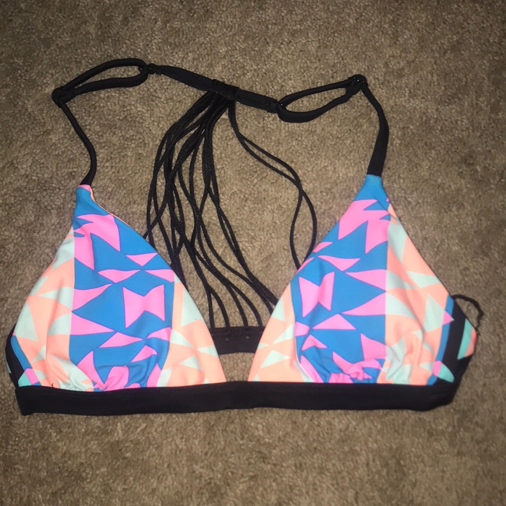 Bikini top